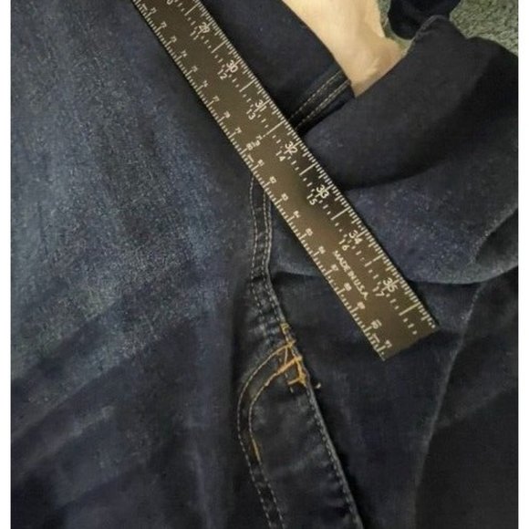 Jeans Stretchy Mid-Rise Straight Cut Size 12Fashion To Figure Perfect Condition - Picture 15 of 16